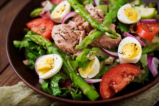Cách Làm Salad Nicoise Thật Là Ngon