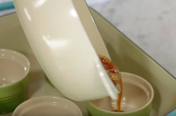 làm nước hàng caramen