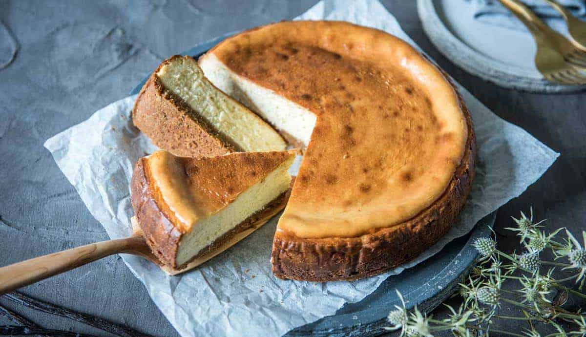 Cách làm bánh cheesecake nướng truyền thống của đầu bếp Mỹ