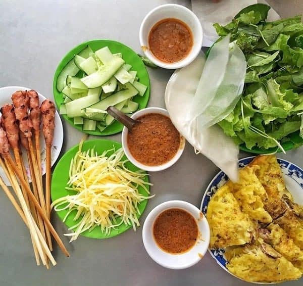 Bí Quyết Làm Bánh Xèo 3 Miền Thơm Ngon – Giòn Tan – Viền Mỏng