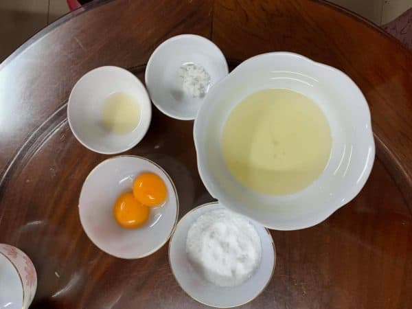 sốt dầu trứng 1
