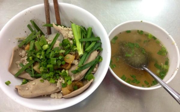 hu tieu nam vang